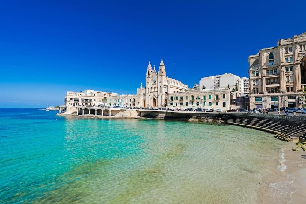 Luxury & 2 Min Away Appartamento